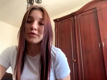 Artofflame, 18 years old, Goal - stand up and show my outfit ! My fourth day here! #shy #new #18 #young #bigboobs [25 tokens remaining], webcam photo