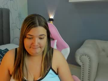 Arya_luna, GOAL: Remove a garment ?? [79 tokens remaining] Welcome to my room Honey! #curvy #bigboobs #bigass #latina #new, webcam photo