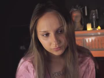 Ashley_puppet, ?suck a dildo 5 min? #new #bigboobs #teen #natural #curvy [143 tokens remaining], webcam photo