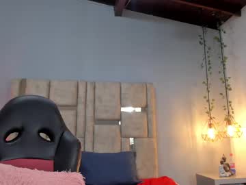 Ashleyhiil2, 18 years old, Hey Guys! ?Come, let me seduce you and take you to sky?? | finger in my pussy baby? | #skinny #twerk #teen #18 #fuckmachine |, webcam photo