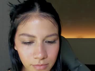 Ashleytravis_ • petitegirl21y • Medellin Antioquia, Colombia • public