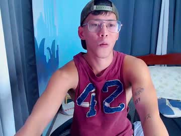 Asianlusty_boy, 22 years old, makemecumdaddy/letshavesomefun #asian #bigcumload #young #18 #muscle, webcam photo