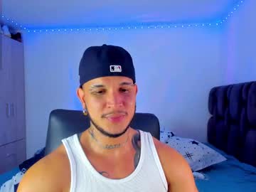 Live gay cam model Austin_curry29 yrs streaming now in HD