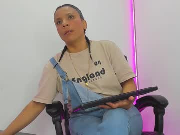 Live Milf Azul_cg, 42 yrs - Hot Milf Cams
