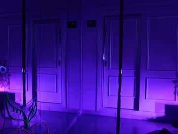 Feet Cams Live model B4mbixoxo, age 19 streaming Foot Fetish VR
