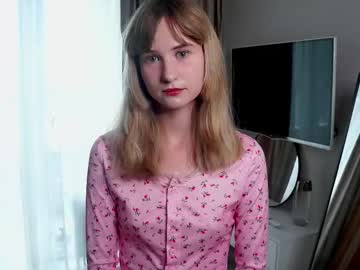 Baby_blonde__, 18 years old, Hello! My name is Anna! Goal: deep eye contact #new #shy #young #teen #18 [2 tokens remaining], webcam photo