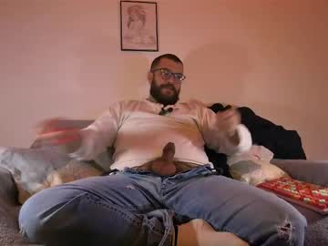 Catch me live as Baddaddybrasil, age 38 yrs in premium male cam shows