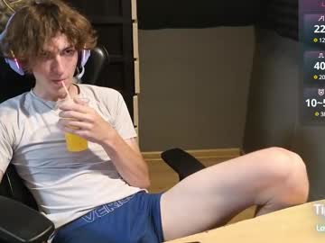 Bambelbye, 20 years old, GOAL: Lovense toy inside my ass ?? lets go #cute #bigcock #new #young #feet, webcam photo