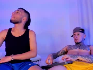 Live gay cam model Barrymichaels21 yrs streaming now in HD