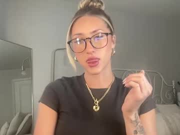 Bellaxxboo • young21y • California, United States • public