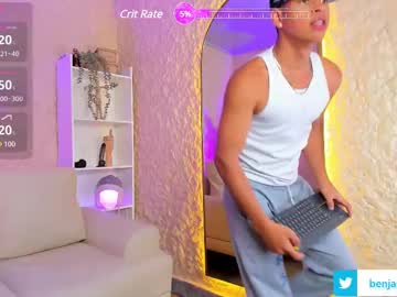 Benjamin_more, 18 years old, GOAL: ( full naked [100 tokens remaining] Are u ready for do a new experience??!!! #anal #18 #bigdick #bigcock #cum, webcam photo