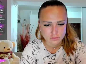 Live Milf Beyoncedoll, 35 yrs - Hot Milf Cams