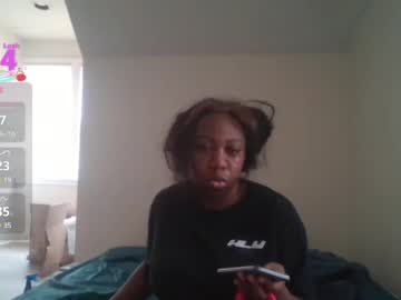 Bigboobs_bouncin • ebony • chaturbate • public