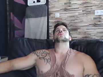 Bigboyband • muscles42y • France • public