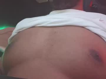 Live gay cam model Biglxve streaming now in HD