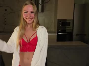 Bikebaby, 18 years old, GOAL: show boobs [228 tokens remaining] Welcome to my room! #new #bigboobs #18 #bigass #blonde, webcam photo