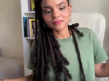 Blackfairy512, 25 years old, Come play with me  // GOAL: show boobs [71 tokens left] #18 #latina #Tease #ass #petite, webcam photo