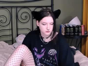 Blacky_tea, 19 years old, full naked #nonude #skinny #18 #smoke #goth [1364 tokens remaining], webcam photo