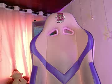 Feet Cams Live model Bloumy_cream, age 19 streaming Foot Fetish VR