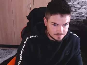 BDSM Master Blueeyeboy0 28 yrs live domination webcam