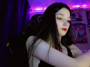 Blushed_pussy, 21 years old, handbra ^^ 10 mins [267 tokens left] #pvt #domi #shy #new #lovense, webcam photo
