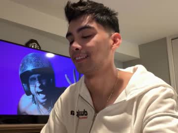 Born2pizzaa, 23 years old, friyayyyyy #18 #asian #latino, webcam photo