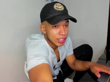 Bratt_pit_20 big cock cam stud 26 yrs streaming live