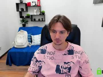 Brave_13, 25 years old, first cum show  #bigcock #new #uncut #master  #feet [555 tokens remaining], webcam photo