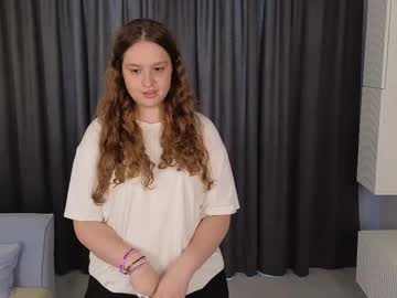 Brenda_jonesss, MY GOAL TODAY: AIR KISS AND SMILE! Hey, I'm #new here! I am #18 years old, I think my parameters: #bigboobs #shy #natural [35 tokens remaining], webcam photo