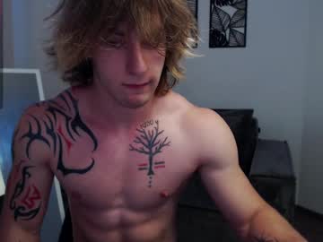 Brendan__piks, 19 years old, public cum #muscle #muscles #bigcock #young #feet #new [927 tokens left], webcam photo