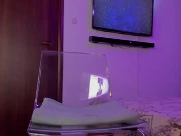 Catch me live as Bri4anna, age 25 yrs in premium male cam shows