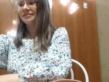 Brindaanning, 18 years old, Goal: Lets spin around, show my outfit! Hi Im Sofie, in #new here sorry if m so #shy beacause im just #18 #smalltits #young [25 tokens remaining], webcam photo