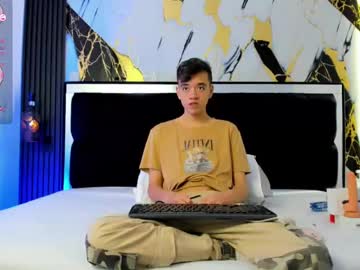 Bunny_maxxi, 24 years old, Bunny_maxxi's room #lovense #twink #bigcock #young #18 #cum, webcam photo