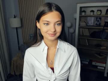 Live cam performer Bunny_nova streaming now