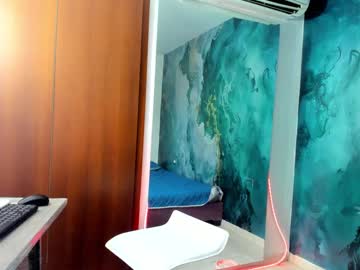 Bunny_oil, 21 years old, Tengo un nuevo juguete… ¿quieres verlo dentro de mí?? #lush #latina #sexy #new, webcam photo
