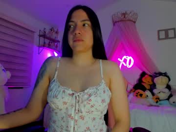 Catch me live as Bunny_vinterxo in premium male cam shows