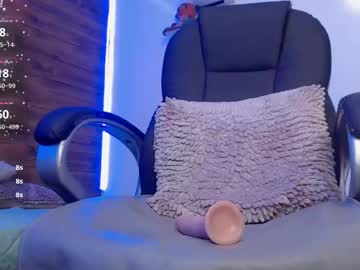 Bunnyebony1, 18 years old, GOAL: fingering so wet [82 tokens remaining] I love to make Squirt!!<3 #c2c #latina #18 #squirt #asian, webcam photo