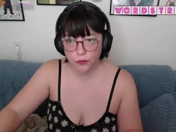 Calliholliday • bdsm35y • Chicago, IL • public
