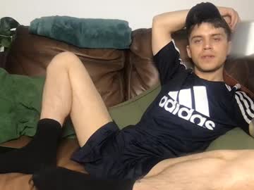 Live twink cam Camdoattitude, age 29 yrs nude and streaming