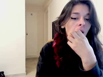 Squirting cam girl Camila_berk live now