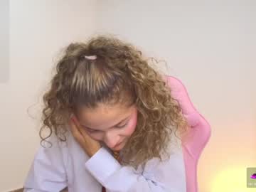 Candase_, 22 years old, GOAL: ? STRIPTIS [84 tokens remaining] ? PLAY WITH CANDASE ? MY VIBRATION FAVORITE 5,15,33,71 ? #shy #squirt #anal #young #hairy, webcam photo