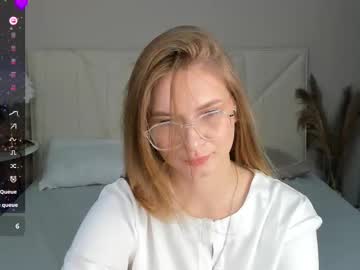 Candy_lure, Goal:Lick your lips #bigass #new  #feet #young #bigboobs [20 tokens remaining], webcam photo