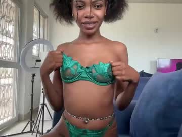 Caramelmelissa • ebony • Vienna Austria • public
