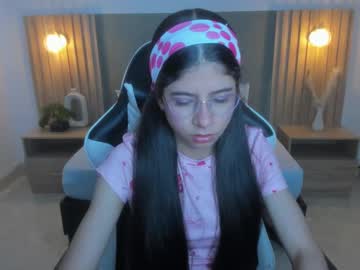 Carlina_15, GOAL: striptise + slap ass [154 tokens remaining] Welcome to my room! #petite #skinny #latina #18 #daddysgirl, webcam photo