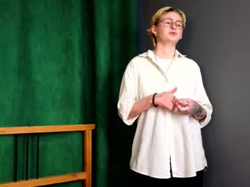 Carmengraham, 18 years old, Wish me good luck on first stream;3 #18 #new #teen #cute #shy [17 tokens remaining], webcam photo