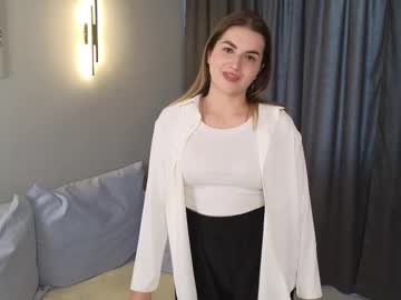 Carolyn_williams, 18 years old, Hi I'm #18 years old ^^ Im #new and very #shy hehe, hopefully we will be friends and have fun, hope you appreciate my #feet  #smalltits, MY GOAL TODAY: CUTE DANCE [0 tokens remaining], webcam photo