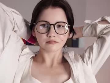 Cathleenleoni, 18 years old, My 1 day in CB Goal -  raise my top  #shy #new #skinny #18 #young [200 tokens remaining], webcam photo