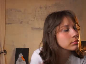 Caylaplair, 18 years old, Goal: Should i take off my top?:) Hello guys, im Laurena and im #new and #shy model on CB #Bigtits #18 #skinny [199 tokens remaining], webcam photo