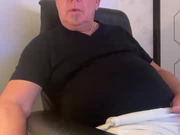 Ccpower • thickcock72y • In your bed.... EU • public