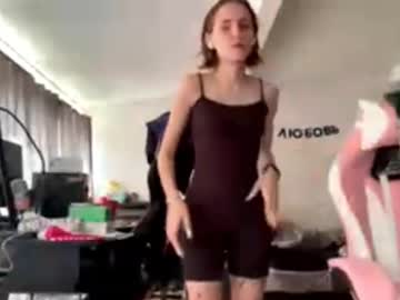 Cecilybass, 18 years old, Goal -->??Suck finger?? Let's have some fun #new #18 #cute #teen #young [22 tokens remaining], webcam photo